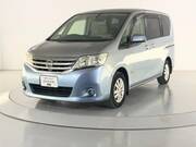 2013 NISSAN SERENA