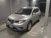 2015 NISSAN X-TRAIL
