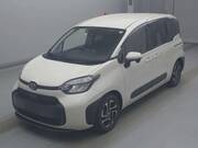 2023 TOYOTA SIENTA