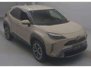 2023 TOYOTA YARIS CROSS