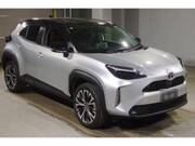2022 TOYOTA YARIS CROSS