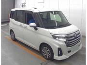 2022 TOYOTA ROOMY