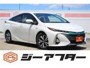 2017 TOYOTA PRIUS PHV