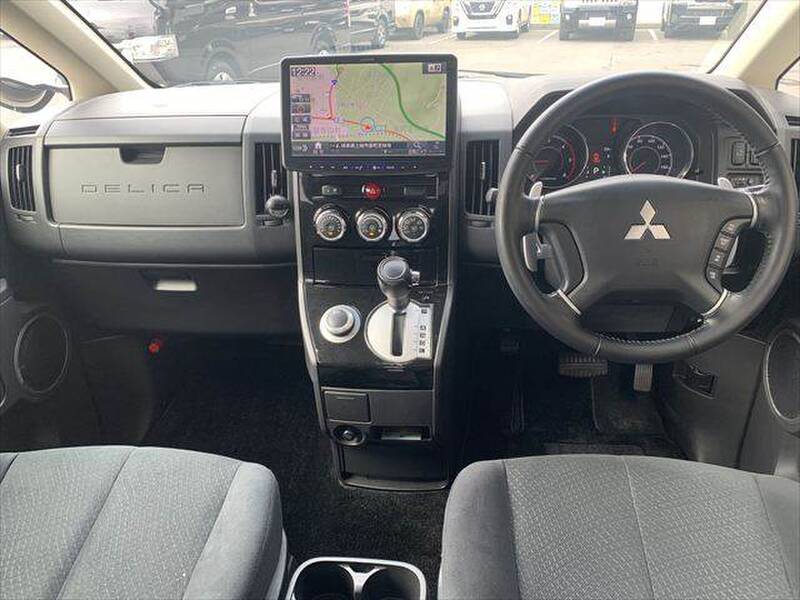 2018 MITSUBISHI DELICA D5 for sale - photo 4