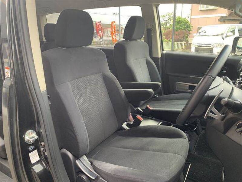 2018 MITSUBISHI DELICA D5 for sale - photo 9
