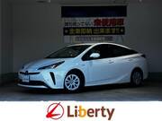 2019 TOYOTA PRIUS