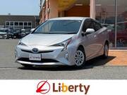 2017 TOYOTA PRIUS S