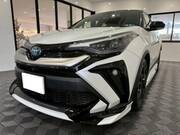 2021 TOYOTA C-HR