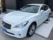2012 NISSAN FUGA