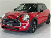 2019 BMW MINI