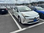 2017 TOYOTA PRIUS
