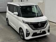 2021 NISSAN ROOX
