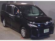 2019 TOYOTA VOXY X