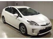 2014 TOYOTA PRIUS S