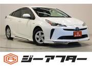 2019 TOYOTA PRIUS