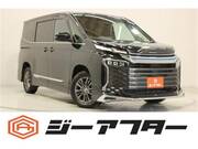2022 TOYOTA VOXY