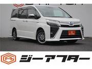 2018 TOYOTA VOXY