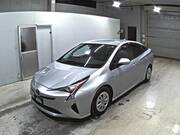 2017 TOYOTA PRIUS S