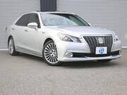 2013 TOYOTA CROWN MAJESTA