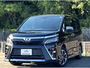 2018 TOYOTA VOXY