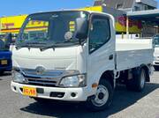 2017 TOYOTA DYNA