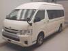 TOYOTA HIACE COMMUTER