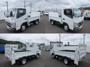 2015 FUSO CANTER