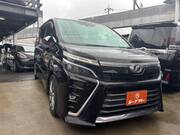 2017 TOYOTA VOXY