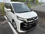2022 TOYOTA NOAH