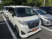 2017 TOYOTA ROOMY