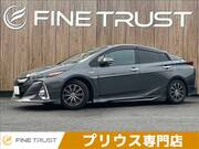 2017 TOYOTA PRIUS PHV