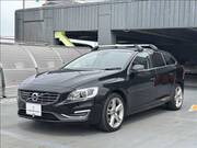 2017 VOLVO V60