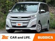 2017 TOYOTA NOAH