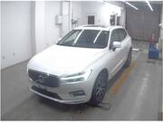 2021 VOLVO XC60