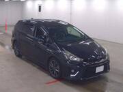 2016 TOYOTA PRIUS ALPHA