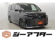 2022 TOYOTA VOXY