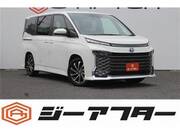 2025 TOYOTA VOXY