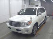 2015 TOYOTA LAND CRUISER