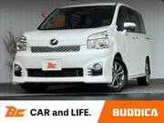 2013 TOYOTA VOXY