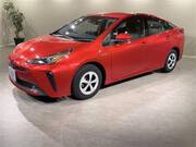 2019 TOYOTA PRIUS