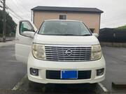 2005 NISSAN ELGRAND V