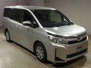 2018 TOYOTA VOXY X