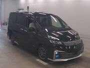2017 NISSAN SERENA