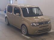 2010 NISSAN CUBE