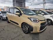 2023 TOYOTA SIENTA