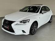 2016 LEXUS IS