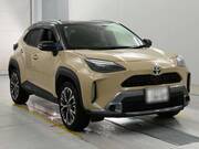2023 TOYOTA YARIS CROSS