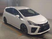 2015 TOYOTA PRIUS ALPHA