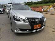 2014 TOYOTA CROWN MAJESTA