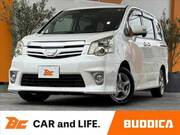 2012 TOYOTA NOAH